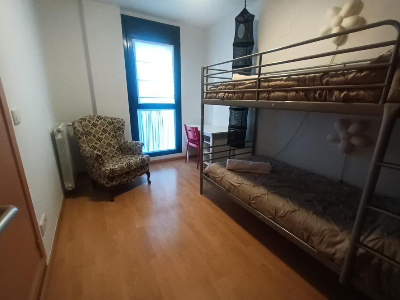 Camino Santiago Etxea Apartment Jaca Bagian luar foto