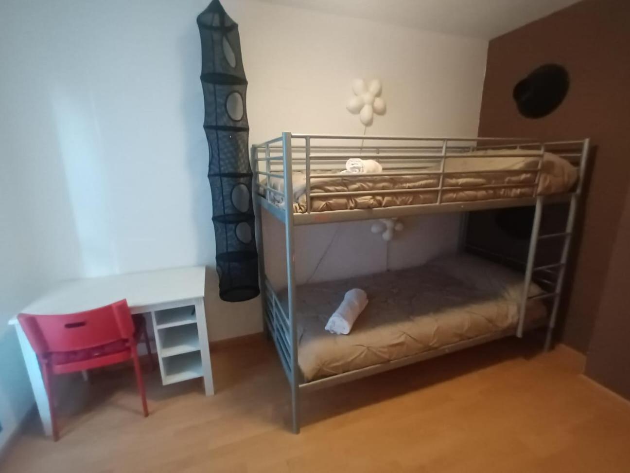 Camino Santiago Etxea Apartment Jaca Bagian luar foto