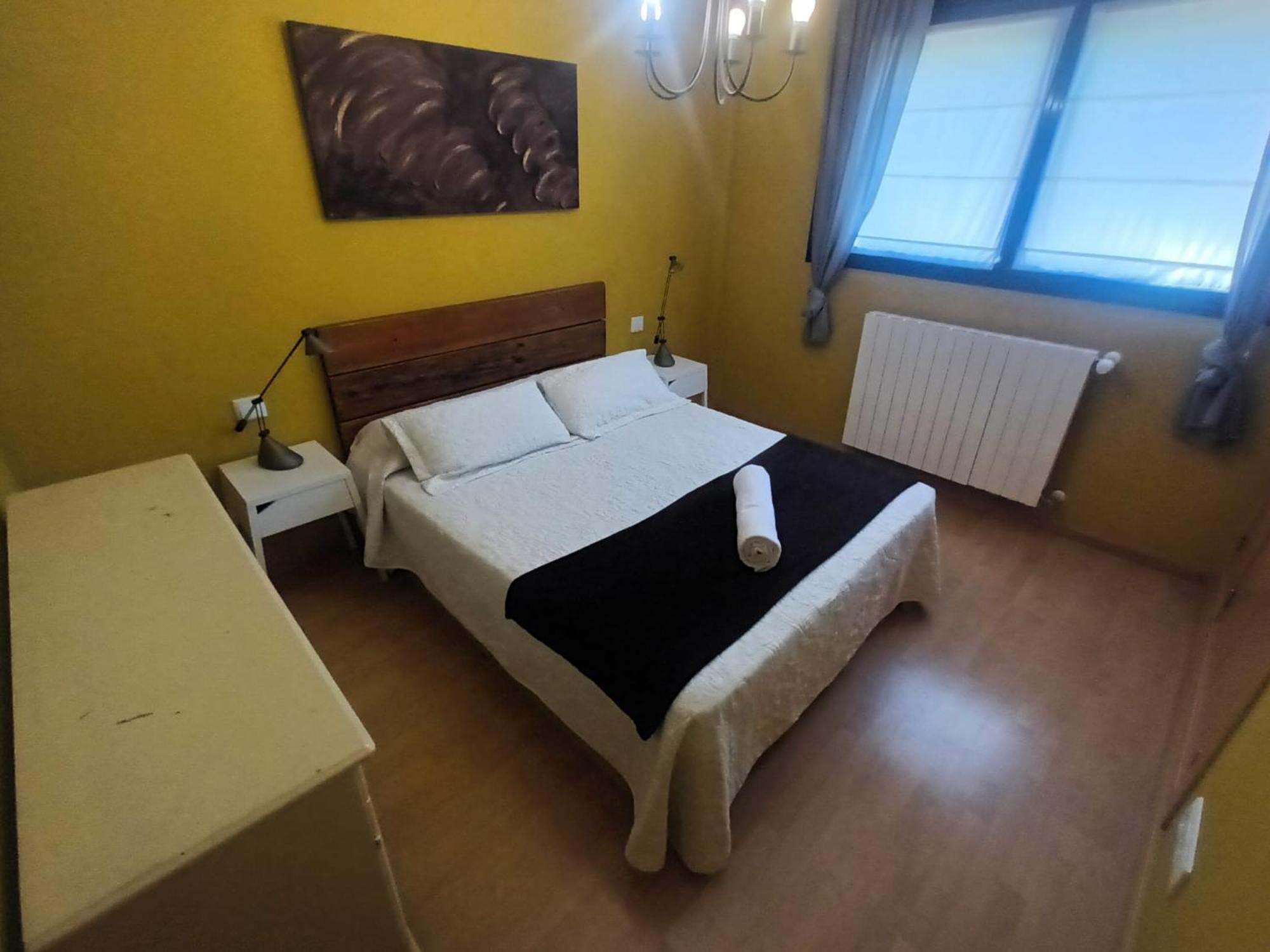 Camino Santiago Etxea Apartment Jaca Bagian luar foto