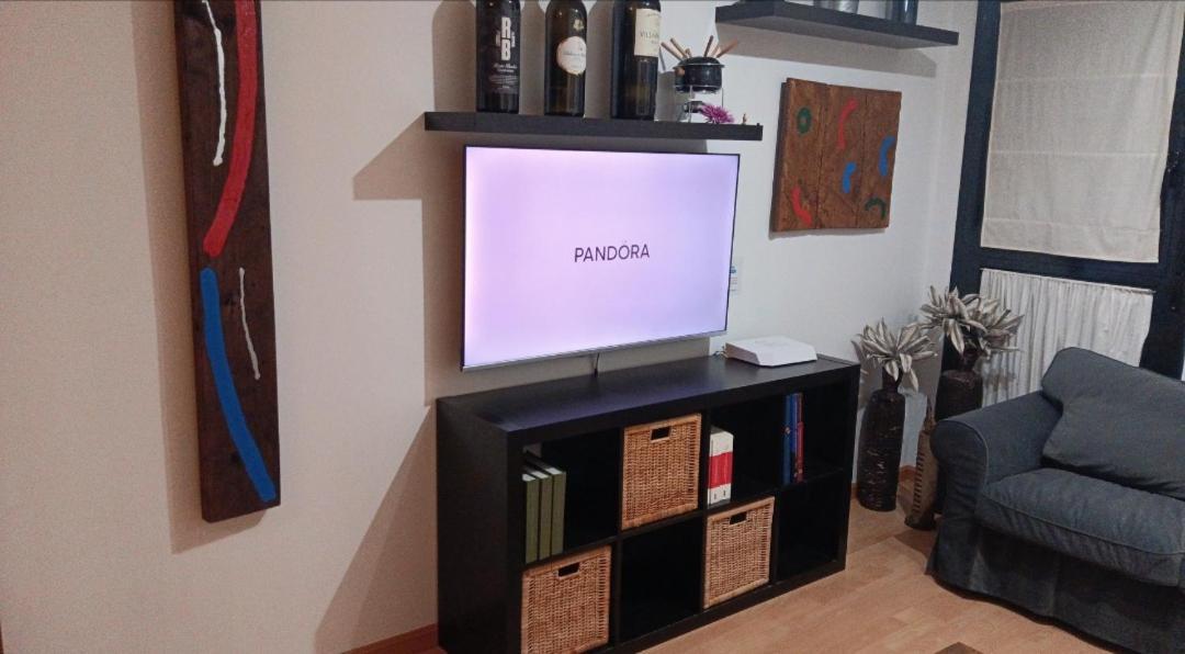 Camino Santiago Etxea Apartment Jaca Bagian luar foto